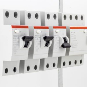 Interruptor Automático de Circuito (16A)